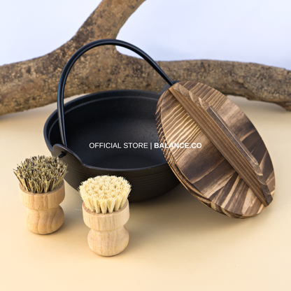 Balance.co Natural Kitchen Cleaning Brush | Bamboo Handle & Coconut Fibre Bristles | Berus Dapur