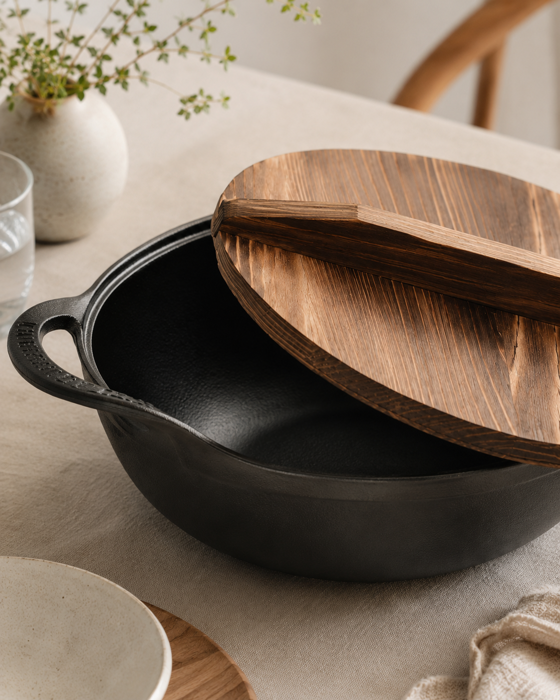 Cast Iron Ingot Wok